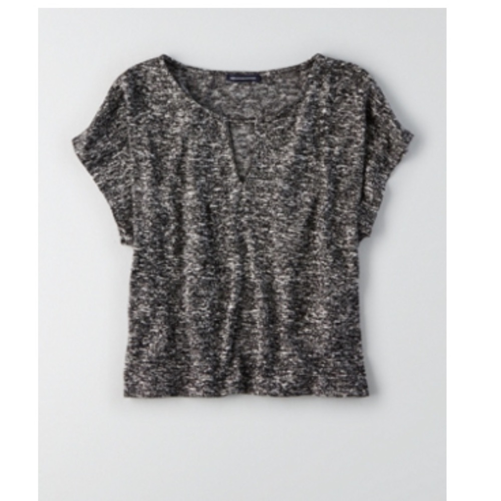 🍋2 for $10🍋 American Eagle Outfitters Knit Keyhole Top.